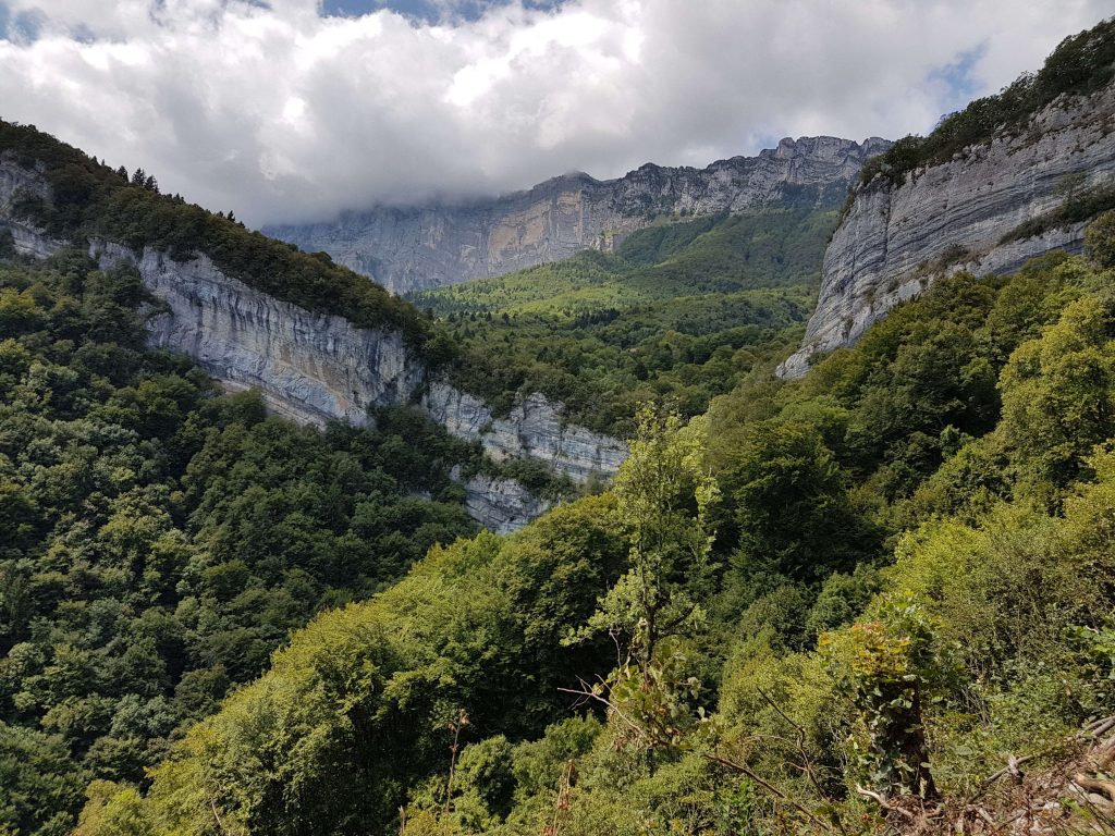 CASCADES